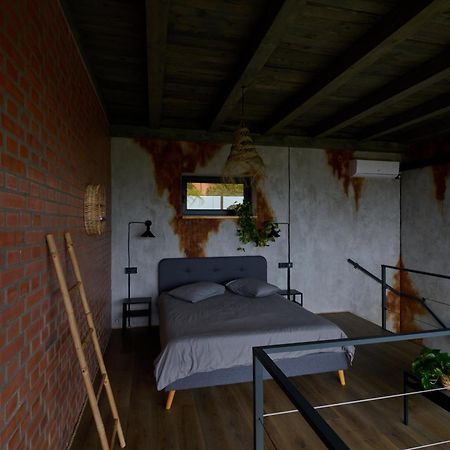 Апартаменты True Love С Видом На Горы Uzhhorod Phòng bức ảnh